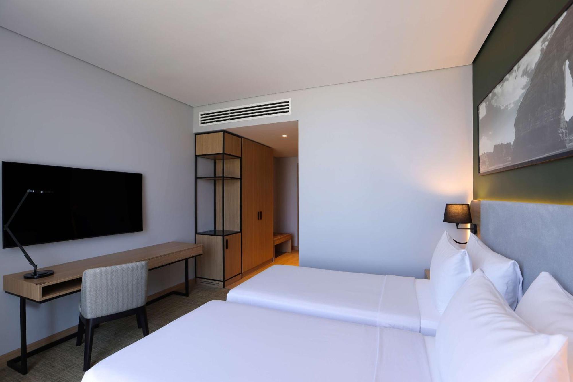 Radisson Hotel & Residence Riyadh Olaya Exterior photo